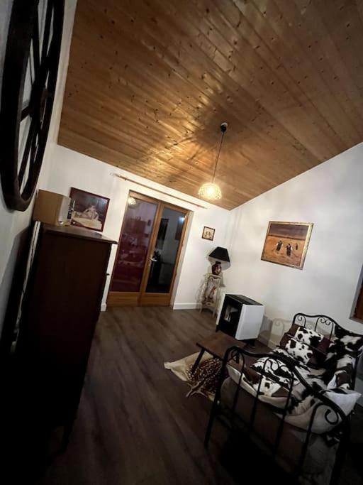 Villa Chez Mamie à LʼIsle-Jourdain Extérieur photo